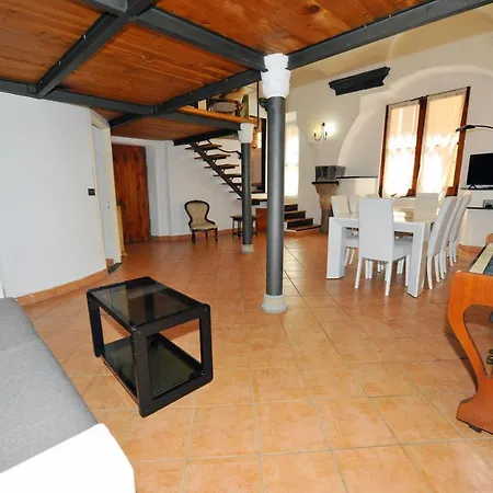 Casa Costa Allegra アパート *